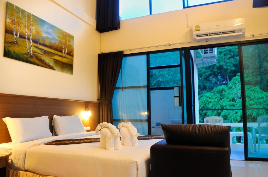 The Wave Hotel Patong Sha Phuket Habitación foto